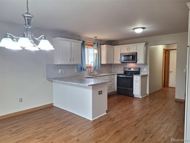 19167 Sandpiper Drive, Macomb, MI 48044