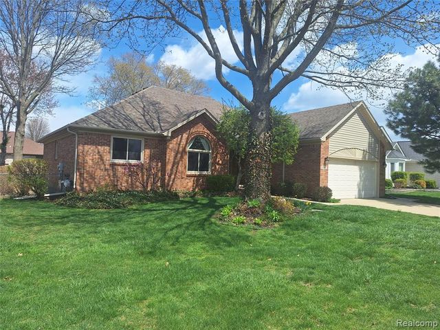 19167 Sandpiper Drive, Macomb, MI 48044