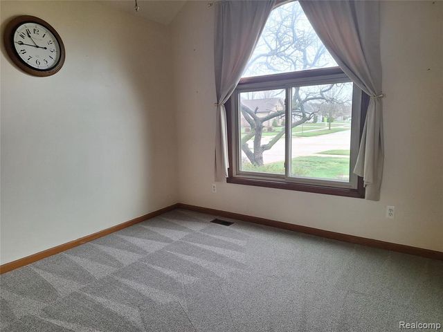 19167 Sandpiper Drive, Macomb, MI 48044