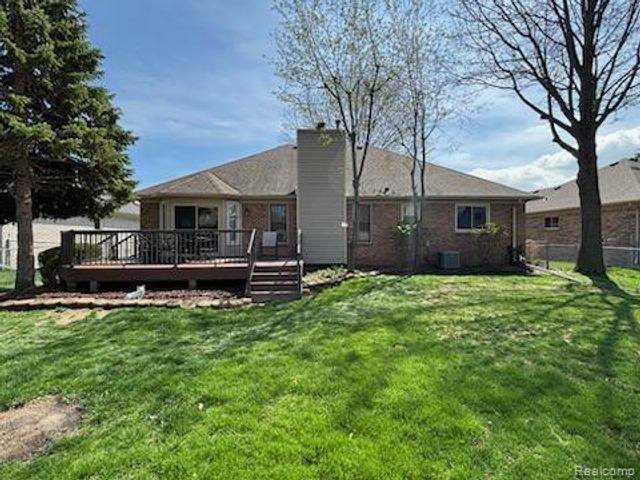 19167 Sandpiper Drive, Macomb, MI 48044