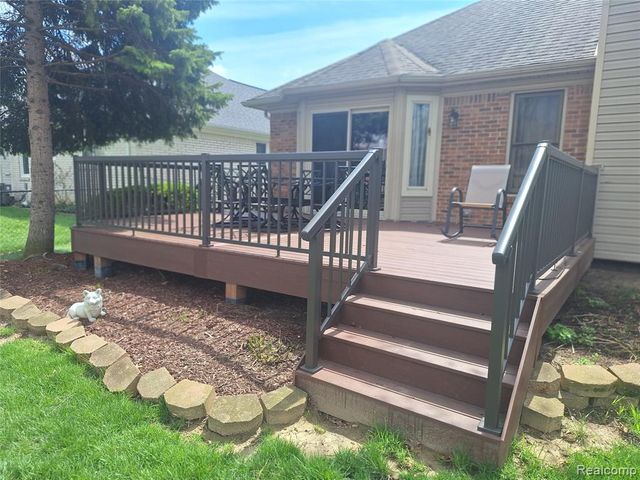 19167 Sandpiper Drive, Macomb, MI 48044