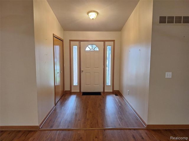 19167 Sandpiper Drive, Macomb, MI 48044