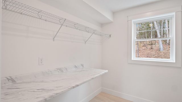 187 No. Main Street, Salem, NH 03079