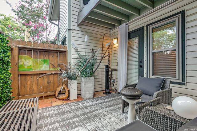 2300 Nacogdoches Rd Apt 139J, San Antonio, TX 78209
