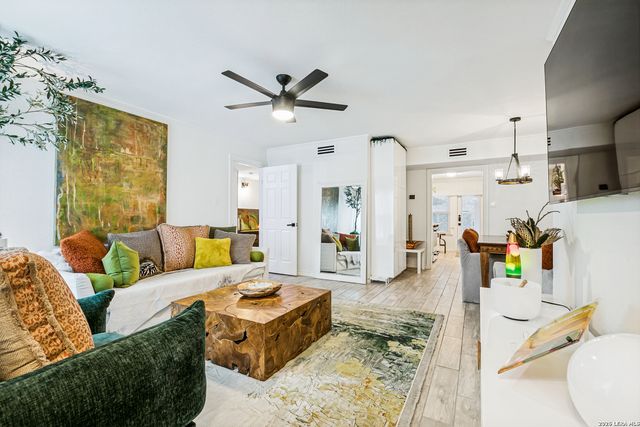 2300 Nacogdoches Rd Apt 139J, San Antonio, TX 78209