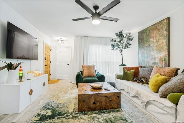2300 Nacogdoches Rd Apt 139J, San Antonio, TX 78209