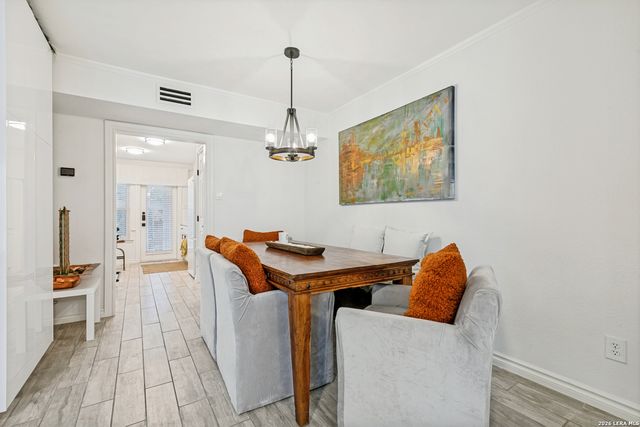 2300 Nacogdoches Rd Apt 139J, San Antonio, TX 78209