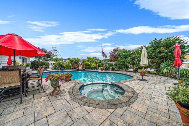 64 Mowbray Avenue, Bay Shore, NY 11706
