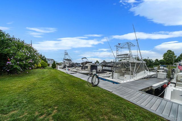 64 Mowbray Avenue, Bay Shore, NY 11706