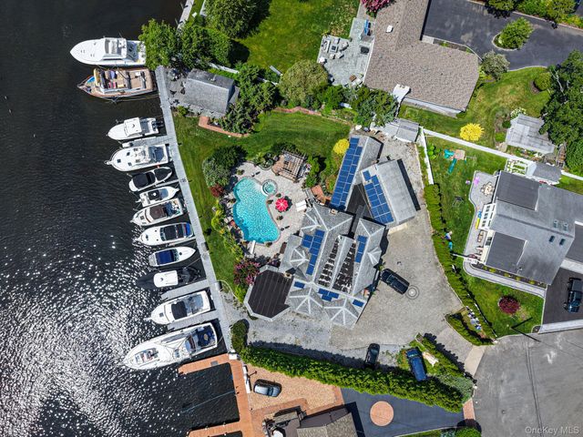 64 Mowbray Avenue, Bay Shore, NY 11706