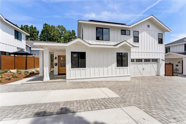 182 W Highland Avenue, Sierra Madre, CA 91024