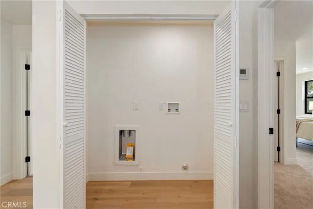 182 W Highland Avenue, Sierra Madre, CA 91024