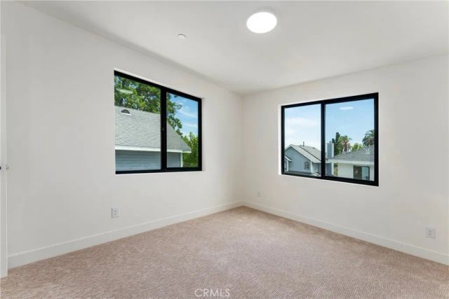 182 W Highland Avenue, Sierra Madre, CA 91024