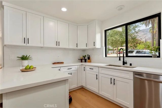 182 W Highland Avenue, Sierra Madre, CA 91024