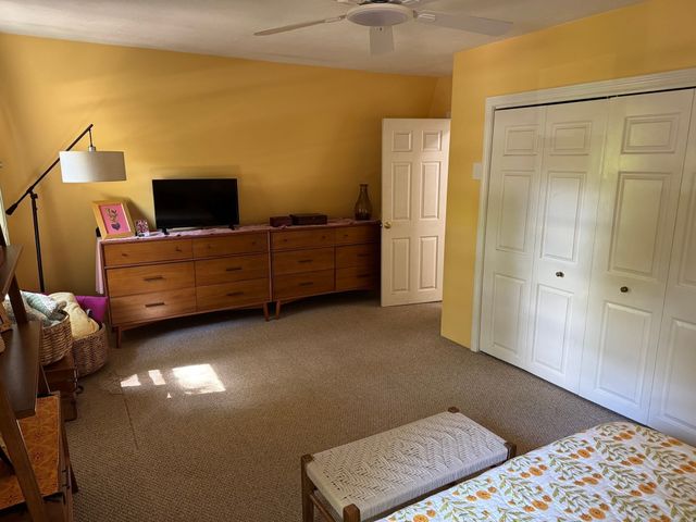 121 Copperfield Rd, Worcester, MA 01602