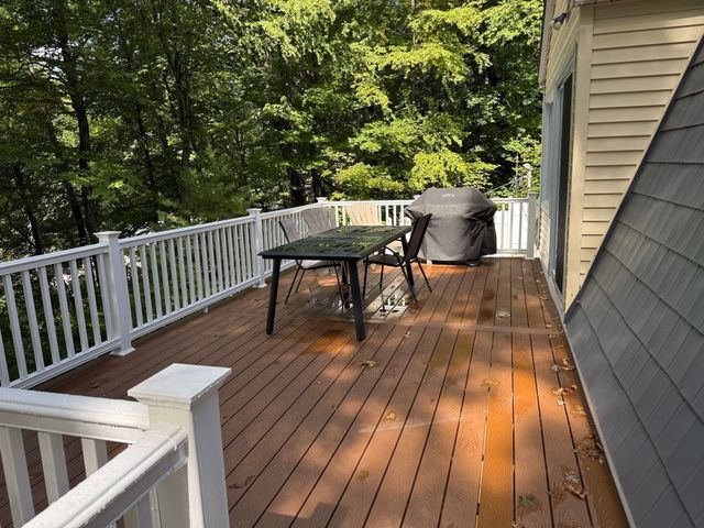 121 Copperfield Rd, Worcester, MA 01602