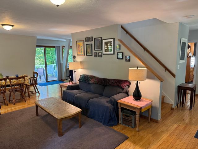 121 Copperfield Rd, Worcester, MA 01602