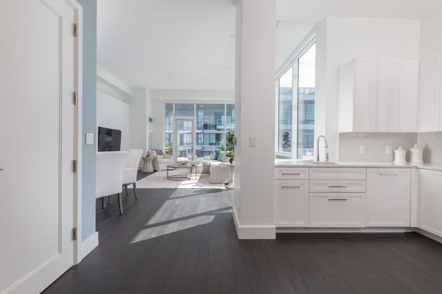 22 Liberty Drive PH1G, Boston, MA 02210