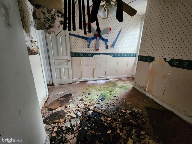 1909 PENROSE AVE, Baltimore, MD 21223