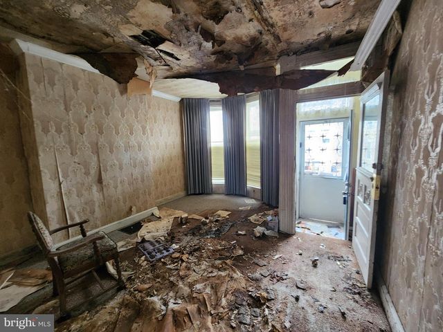 1909 PENROSE AVE, Baltimore, MD 21223