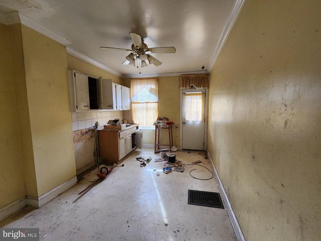 1909 PENROSE AVE, Baltimore, MD 21223