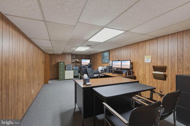 575 ROYAL DR, Vineland, NJ 08360
