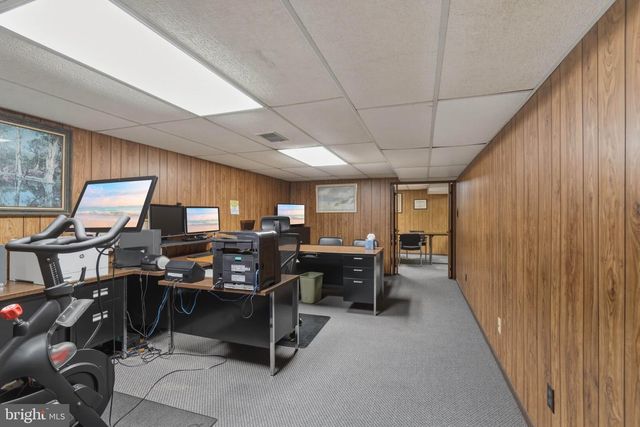 575 ROYAL DR, Vineland, NJ 08360