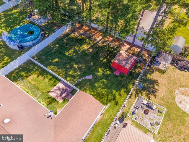 575 ROYAL DR, Vineland, NJ 08360