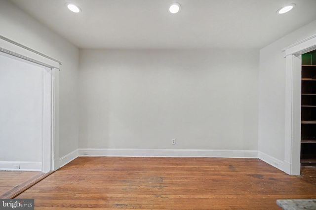 729 KENNEDY ST NW, Washington, DC 20011