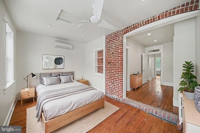 729 KENNEDY ST NW, Washington, DC 20011
