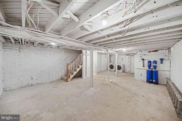 729 KENNEDY ST NW, Washington, DC 20011