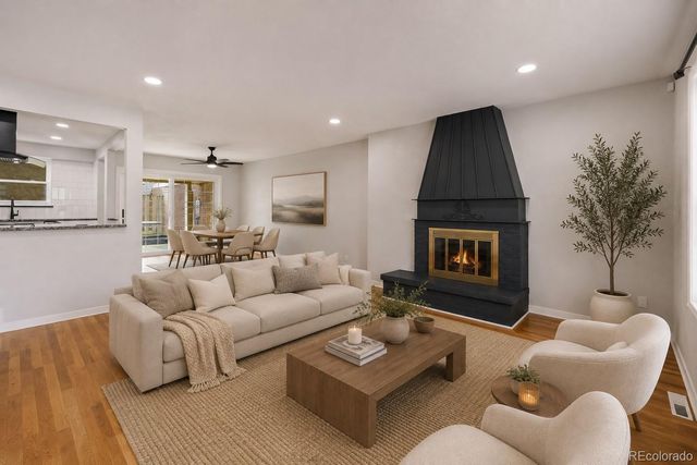 3226 S Oneida Way, Denver, CO 80224