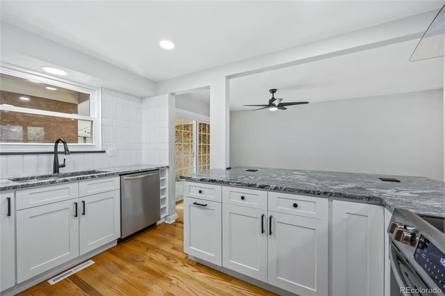 3226 S Oneida Way, Denver, CO 80224
