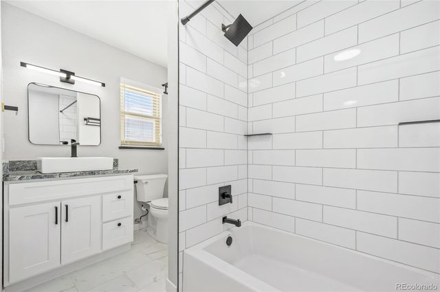 3226 S Oneida Way, Denver, CO 80224