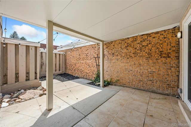 3226 S Oneida Way, Denver, CO 80224
