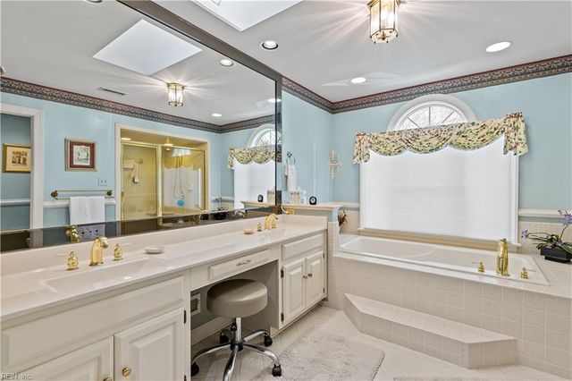 202 Rock Creek CT, Yorktown, VA 23693