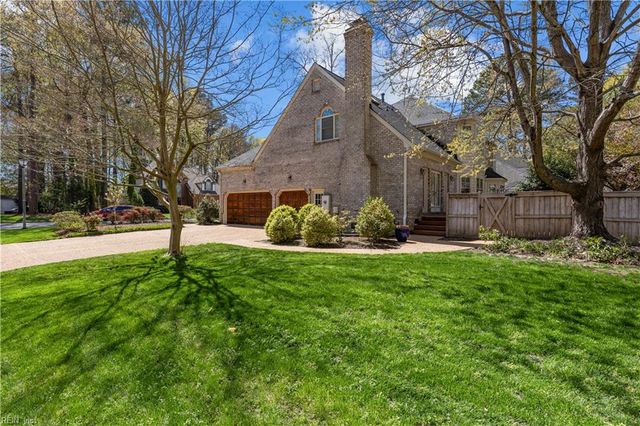 202 Rock Creek CT, Yorktown, VA 23693