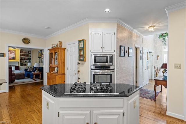 202 Rock Creek CT, Yorktown, VA 23693