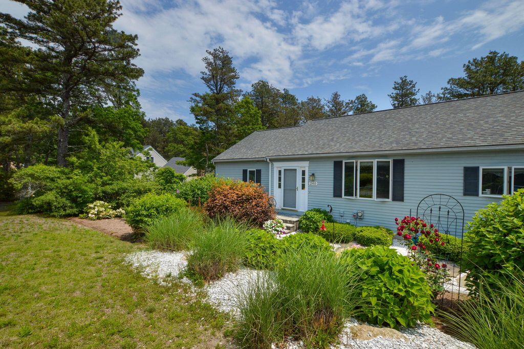 240 Surf Drive, Mashpee, MA 02649