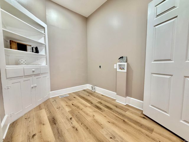 602 E Main Street, Boonville, IN 47601