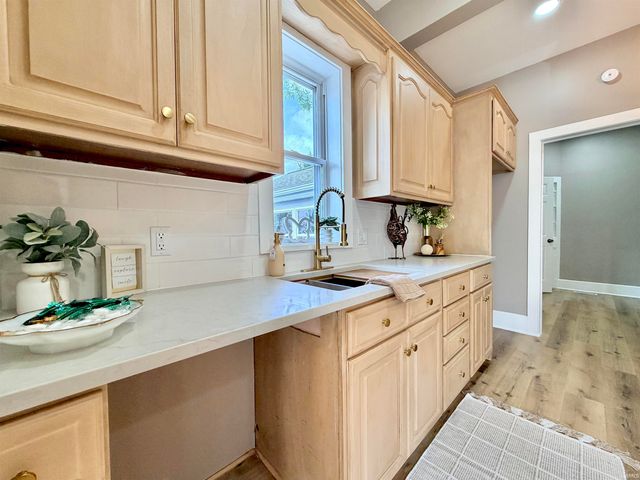 602 E Main Street, Boonville, IN 47601