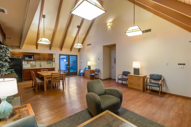 4148 Thain Way, Palo Alto, CA 94306