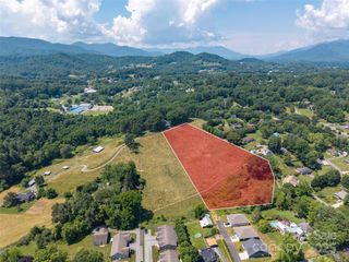 0000 Summer Breeze Drive, Clyde, NC 28721