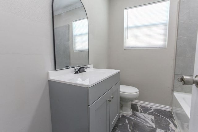 1507 E 11th Place, Big Spring, TX 79720