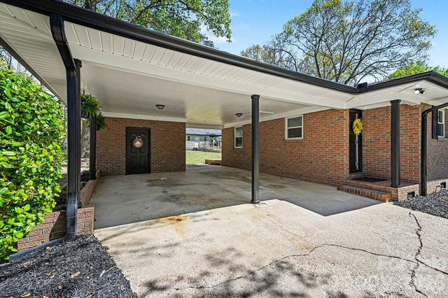 235 Cantiberry Drive, Salisbury, NC 28146