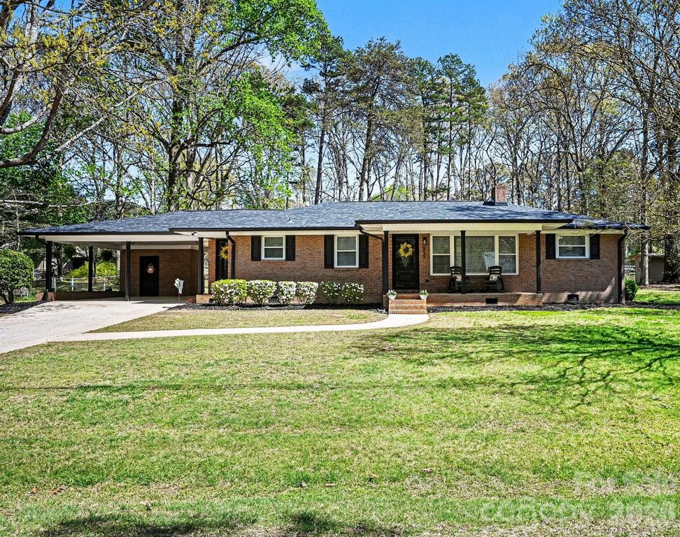 235 Cantiberry Drive, Salisbury, NC 28146