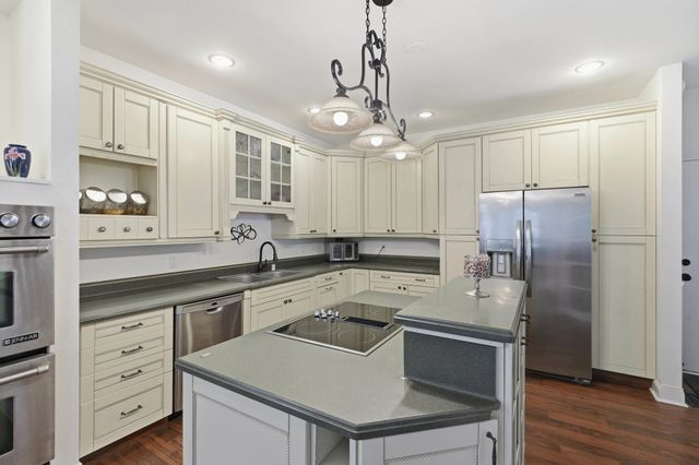 12710 E Kronquist Rd, Mead, WA 99021