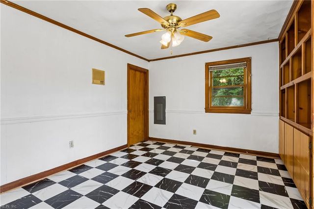 127 Ivy Home RD, Hampton, VA 23669