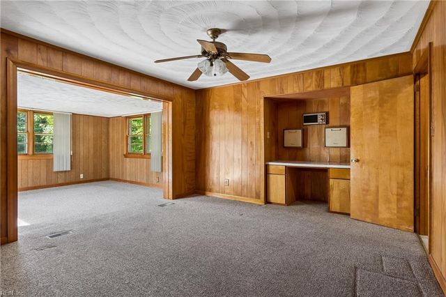 127 Ivy Home RD, Hampton, VA 23669
