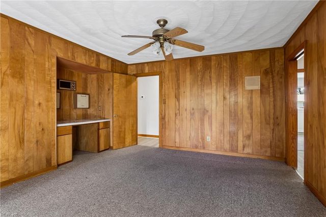 127 Ivy Home RD, Hampton, VA 23669